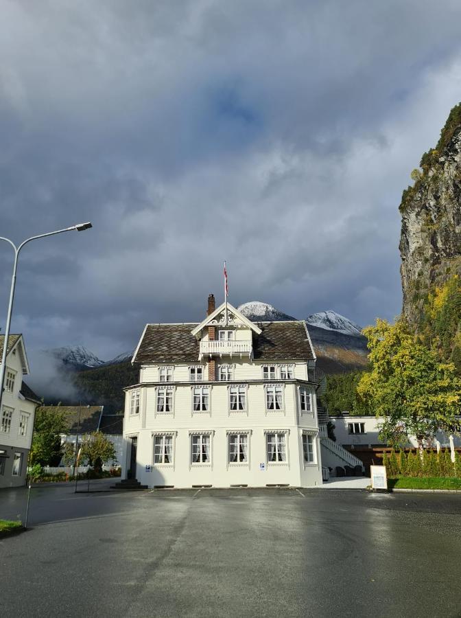 Sylte Hotell, Valldal Zewnętrze zdjęcie